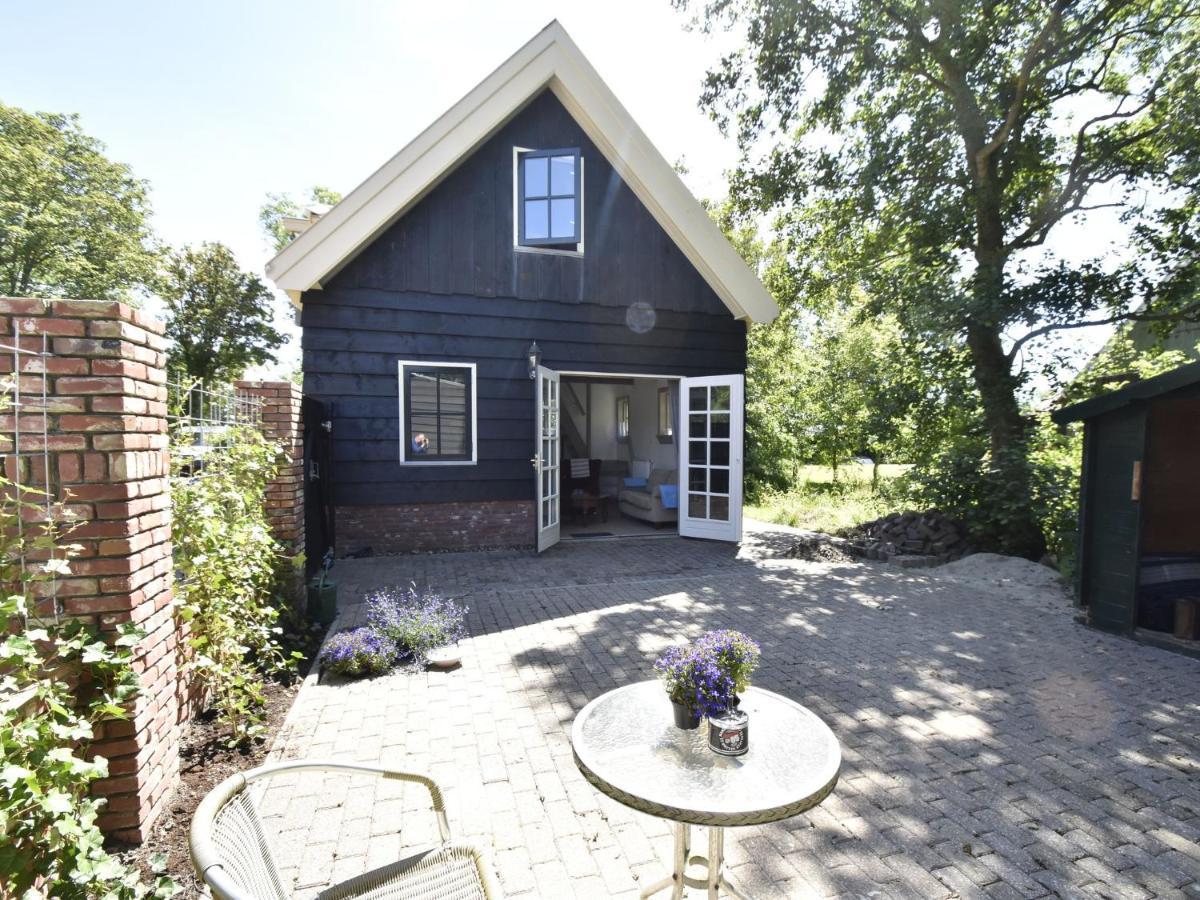 Apartment In Sint Maartensbrug With Garden Eksteriør bilde